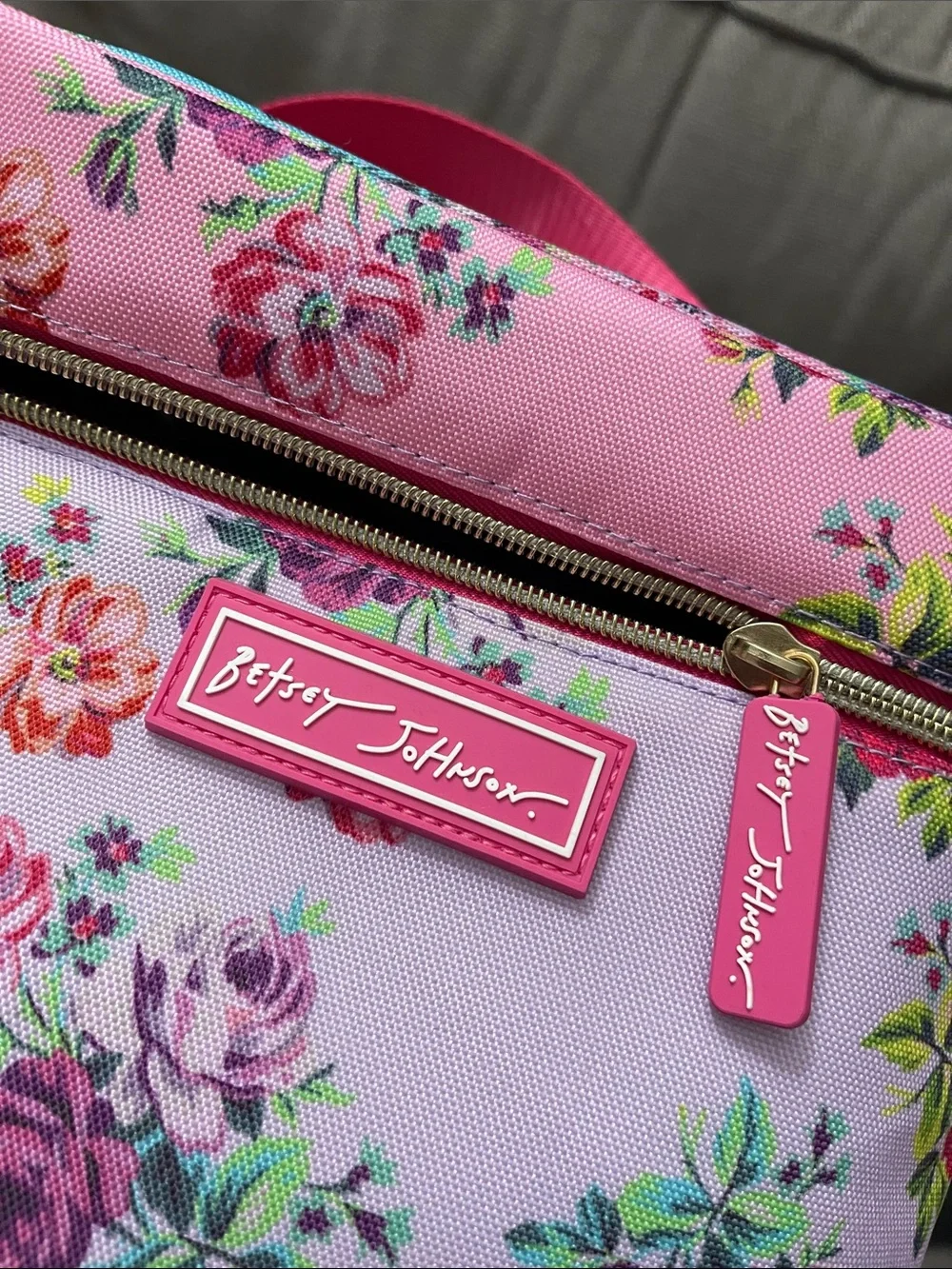 Betsey Johnson Pink Floral lunch bag
